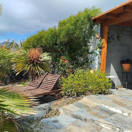 Beautiful Small Bungalow, Amazing Views And Garden Famara Buitenkant foto