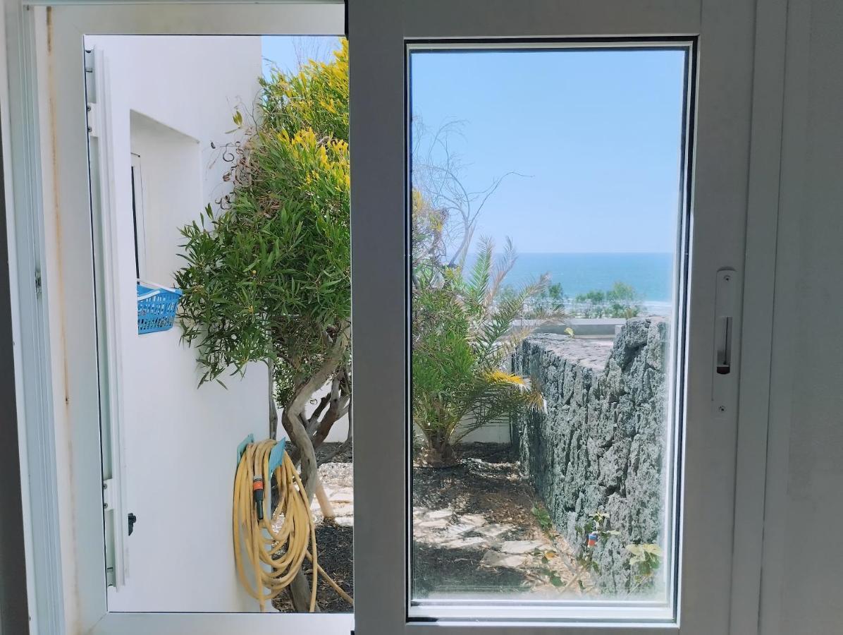 Beautiful Small Bungalow, Amazing Views And Garden Famara Buitenkant foto