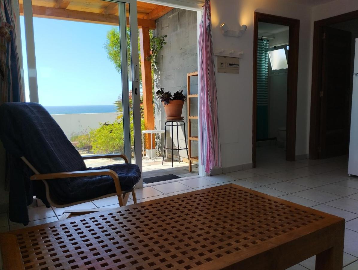 Beautiful Small Bungalow, Amazing Views And Garden Famara Buitenkant foto